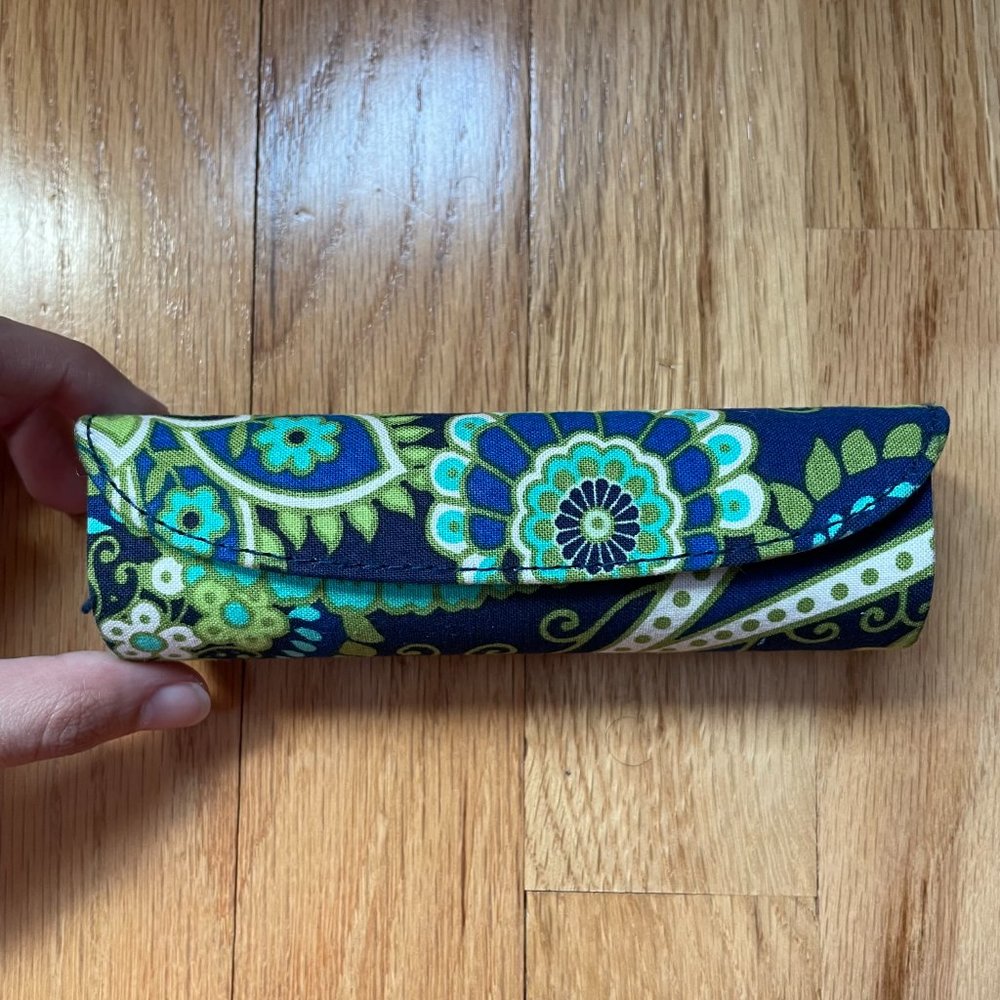 Vera Bradley Rhythm and Blues Glasses Case